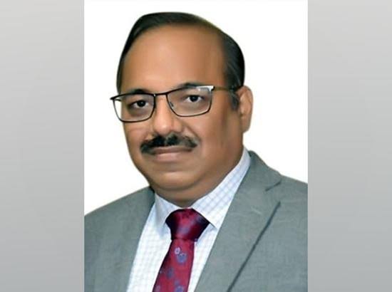 Shri Gyanesh Bharti